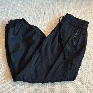 Abercrombie & Fitch YPB Black Zipper Parachute Jogger Pants M